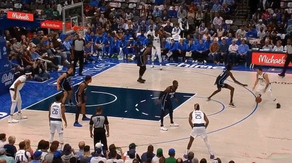 1667449301355028702.gif 6.gif